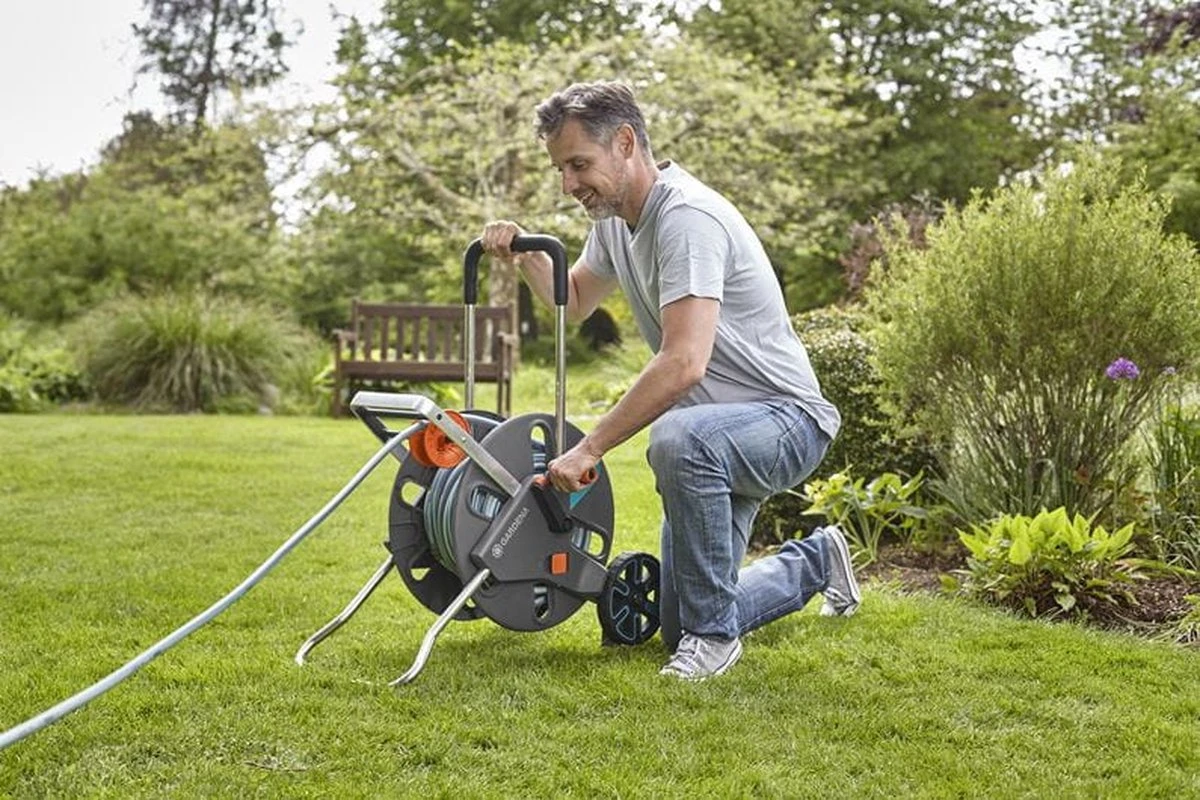 GARDENA - AquaRoll L CleverRoll L Easy Set Slangenwagen - Maximaal 50 Meter - Verstelbare Handgreep - Afbeelding 6